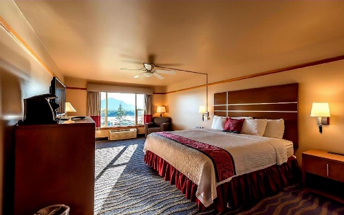 Cape Fox Lodge image 1